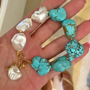 BLUE HOWLITE Pearl BEADED BRACELET